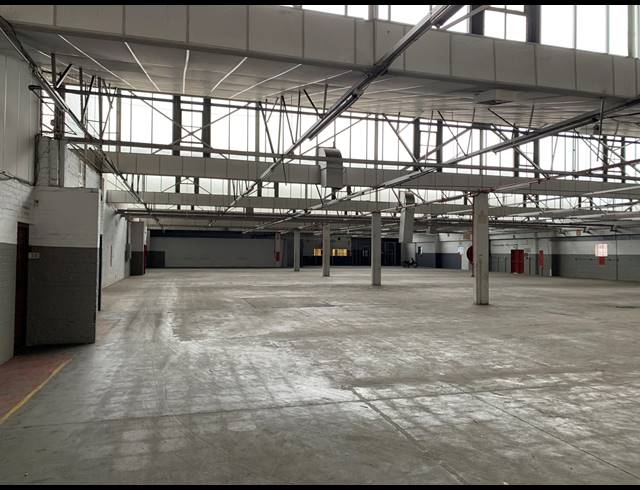2,785M² WAREHOUSE TO LET IN PAROW INDUSTRIAL